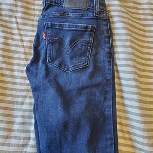Levi jeans